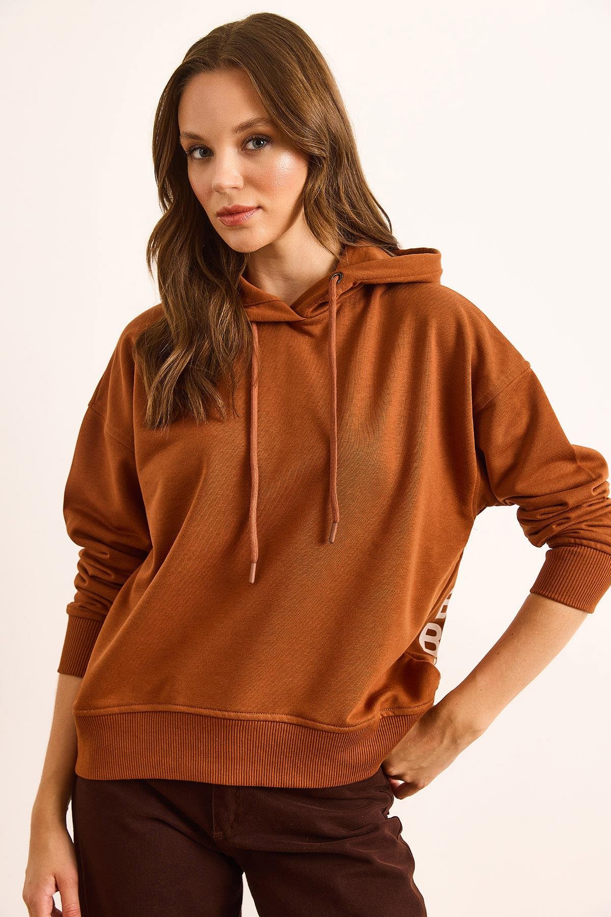 Sırtı Baskılı Kapüşonlu Oversize 2 İp Sweatshirt Kiremit