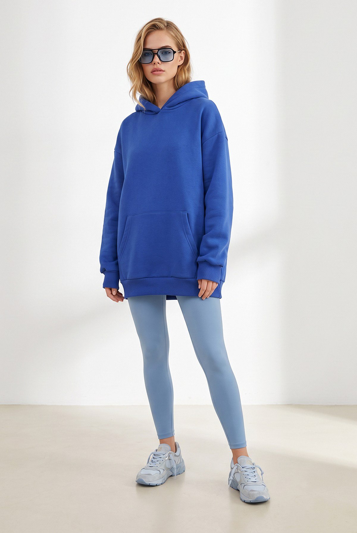 Sırtı Taş Kanat Detaylı Oversize Sweatshirt Saks Mavi