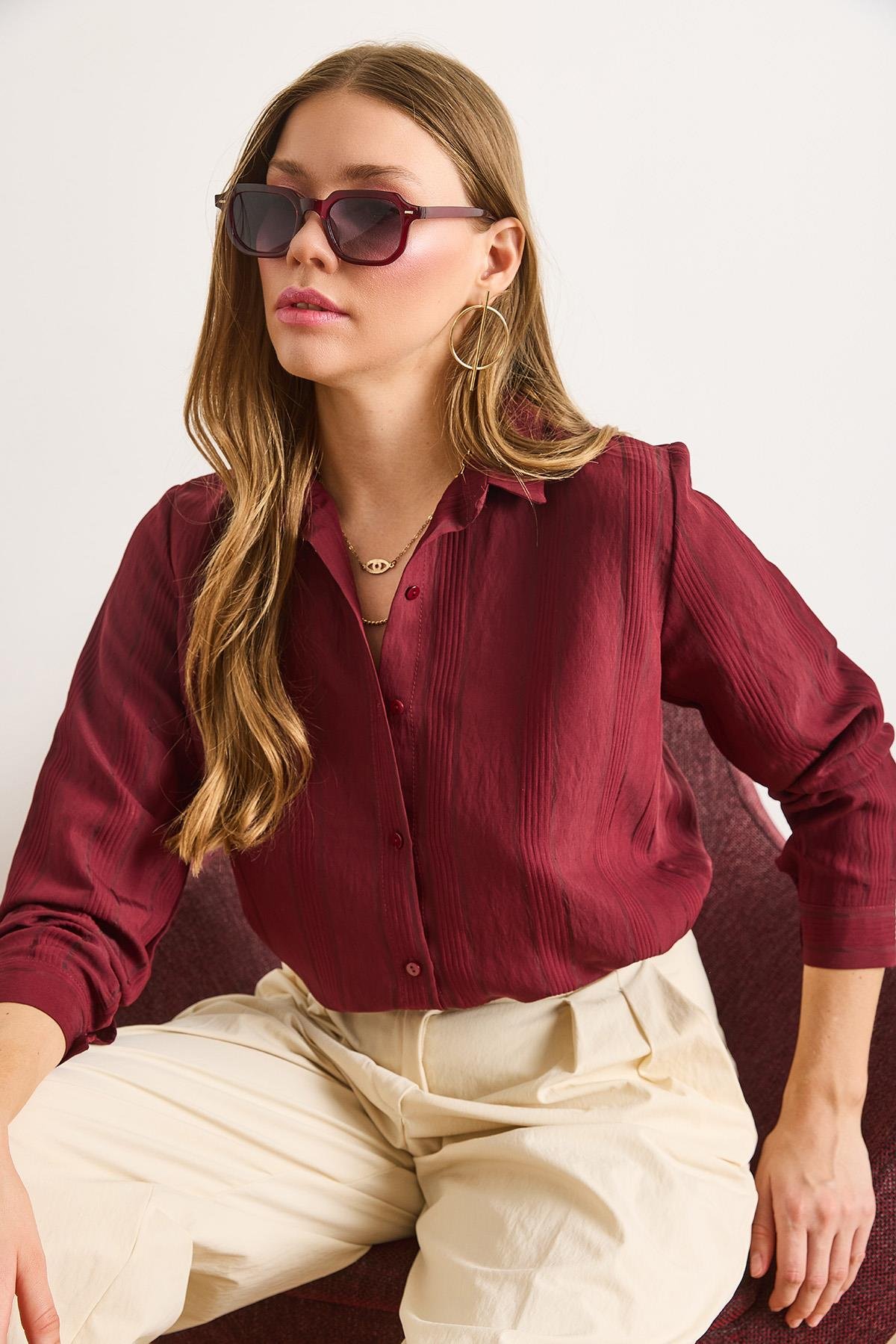 Transparan Şeritli Regular Fit Dökümlü Gömlek Bordo
