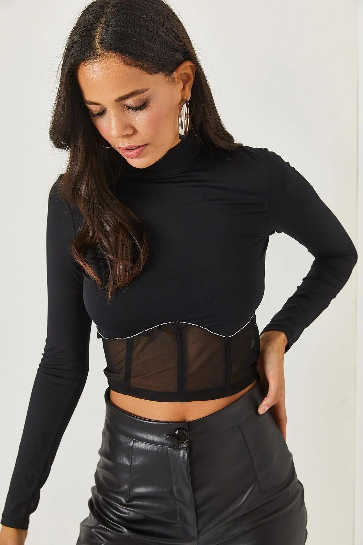 Tül ve Zincir detaylı Crop Bluz Siyah