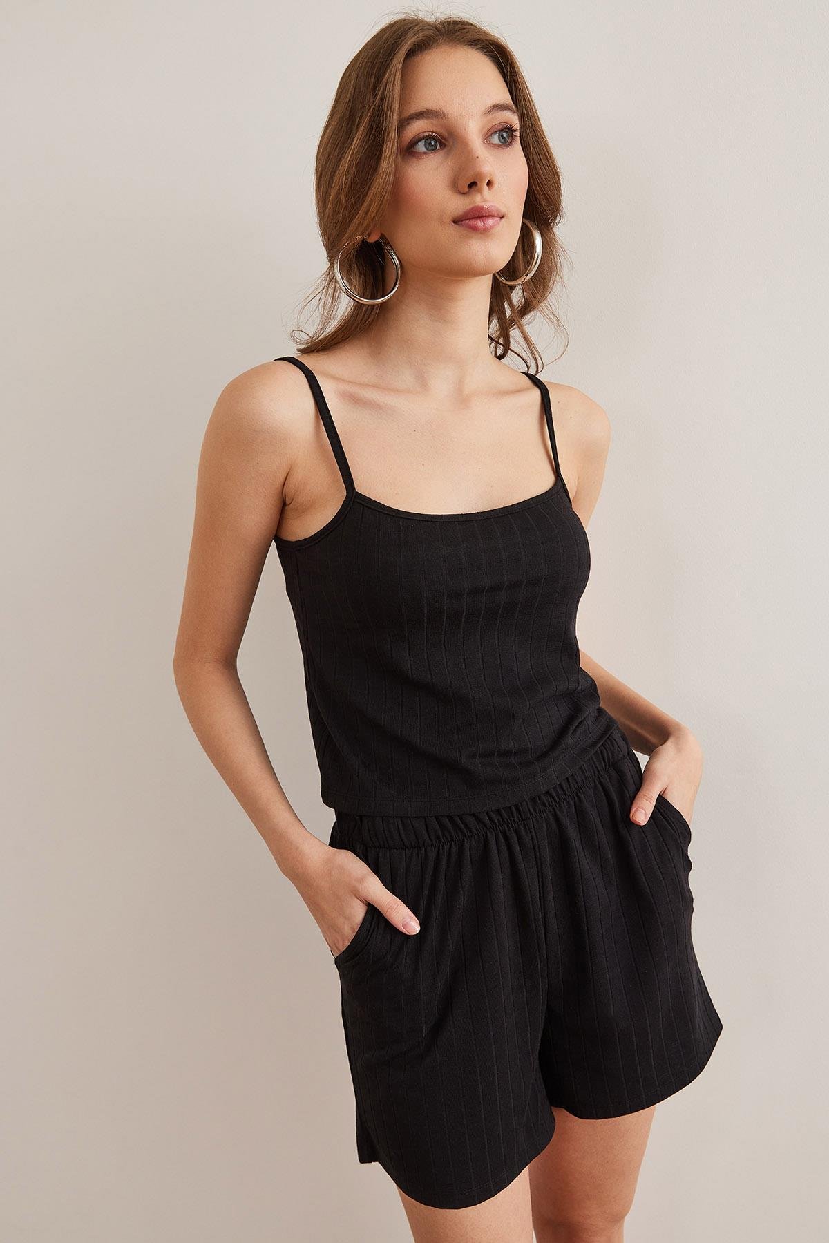 Üst Askılı Bluz Alt Cepli Şort Pijama Takım Siyah