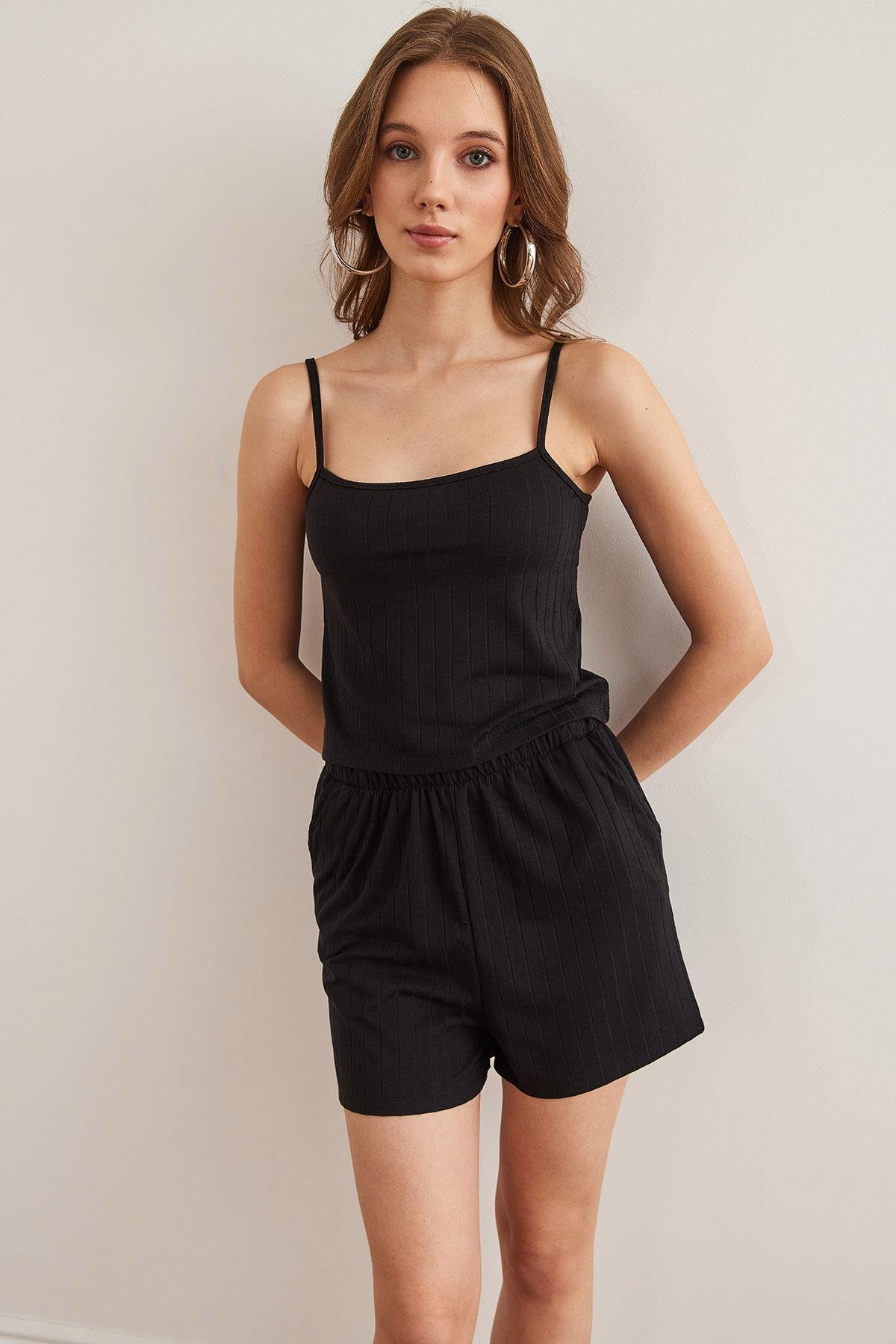 Üst Askılı Bluz Alt Cepli Şort Pijama Takım Siyah