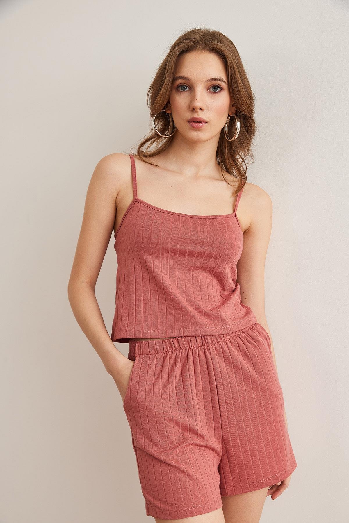 Üst Askılı Bluz Alt Cepli Şort Pijama Takım Gül Kurusu