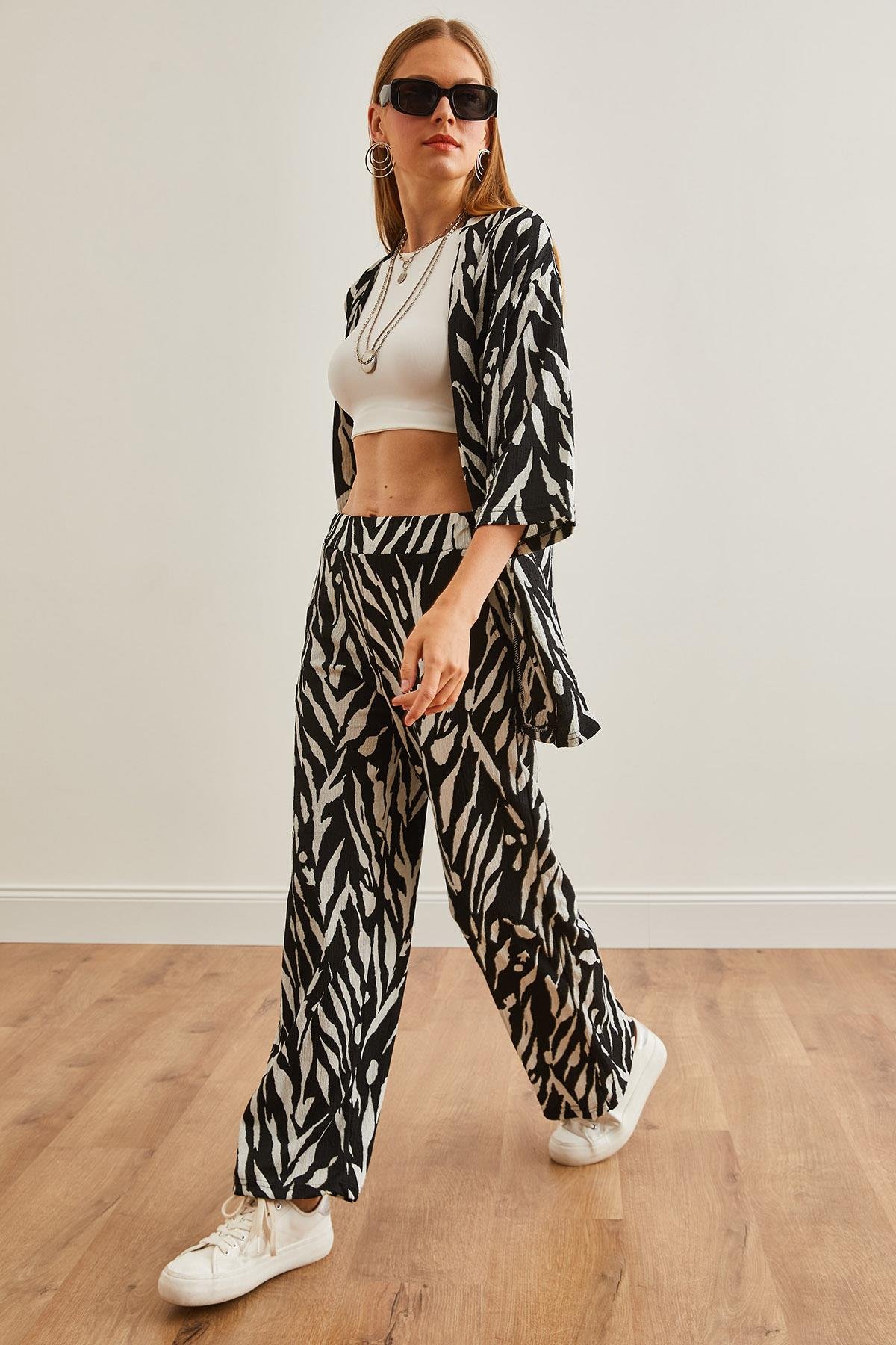 Üst Kimono Alt Cepli Pantolon Takım Yaprak Siyah