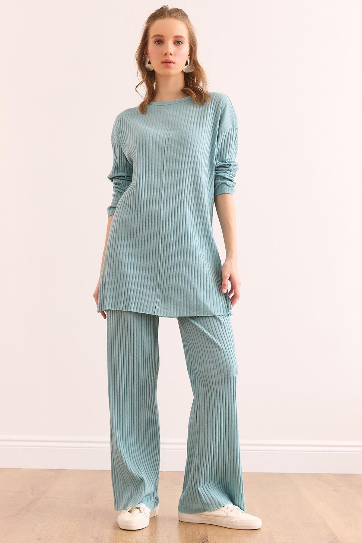 Üst Yırtmaçlı Bluz Alt Palazzo Fitilli Takım Mint Yeşili