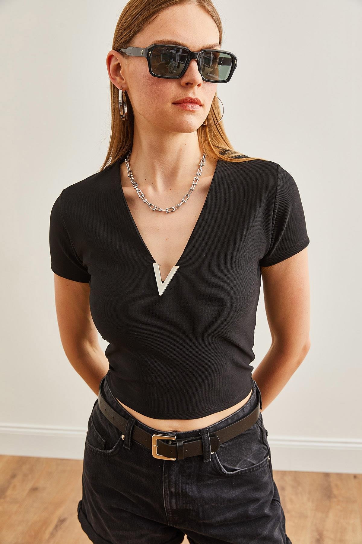V Detaylı Ottoman Crop Bluz Siyah