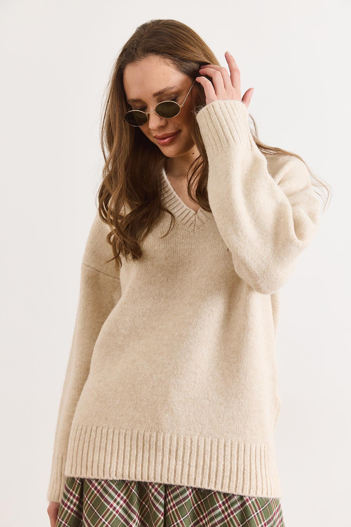 V Yaka Oversize Basic Triko Kazak Taş
