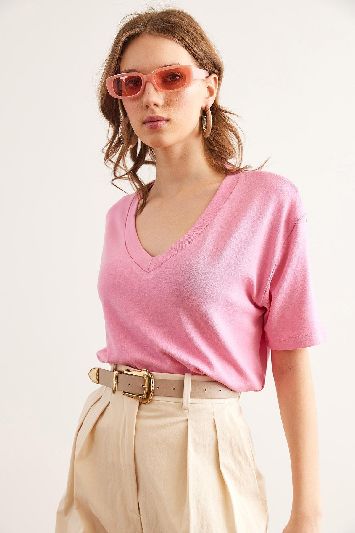 V Yaka Salaş Soft Touch Bluz Şeker Pembe