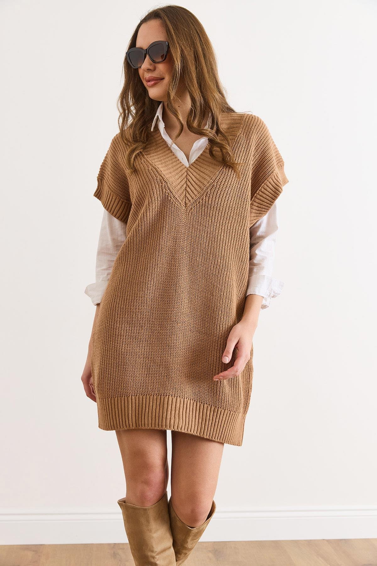 V Yaka Triko Tunik Elbise Camel