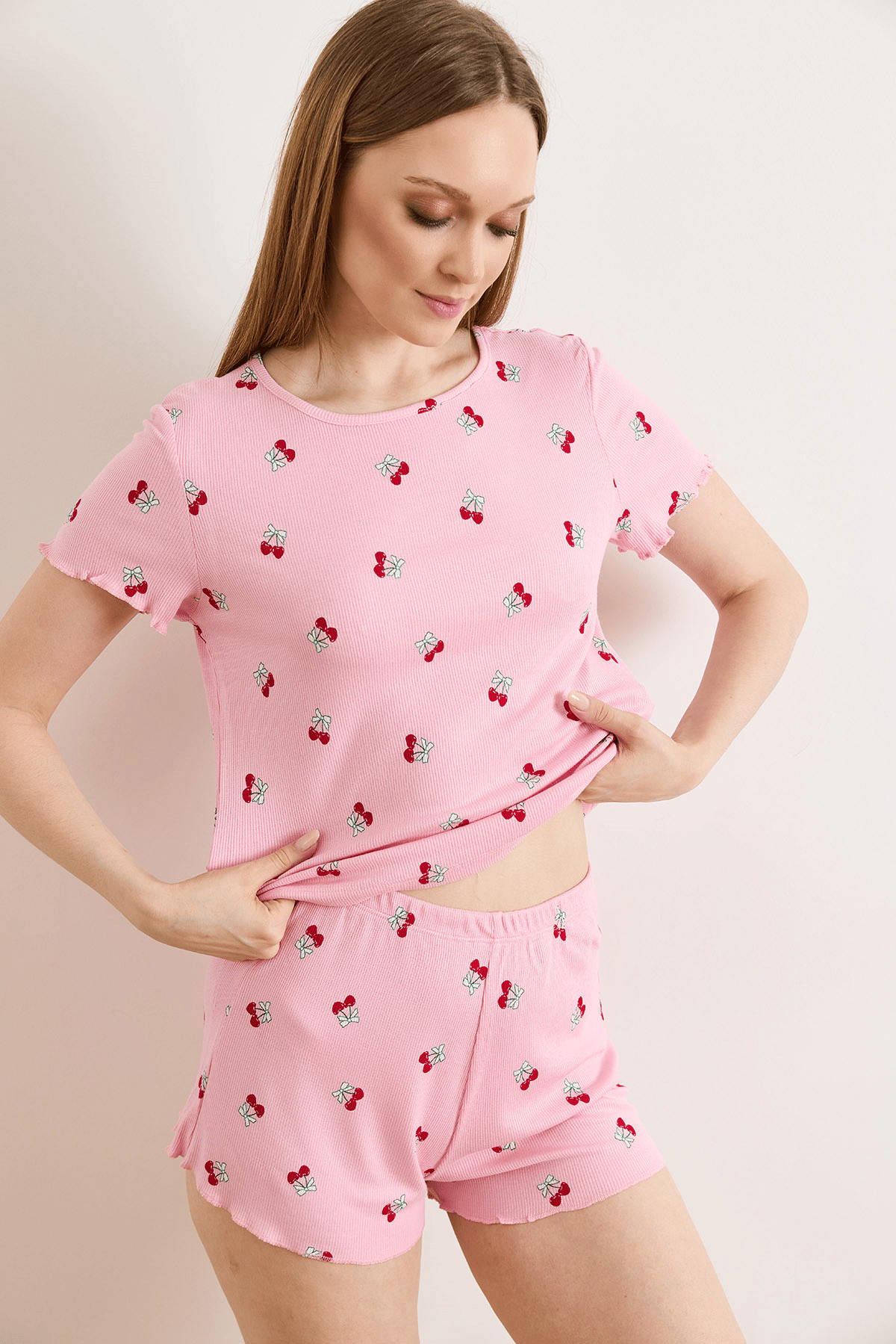 Viskon Şortlu Pijama Takımı Pembe Kiraz
