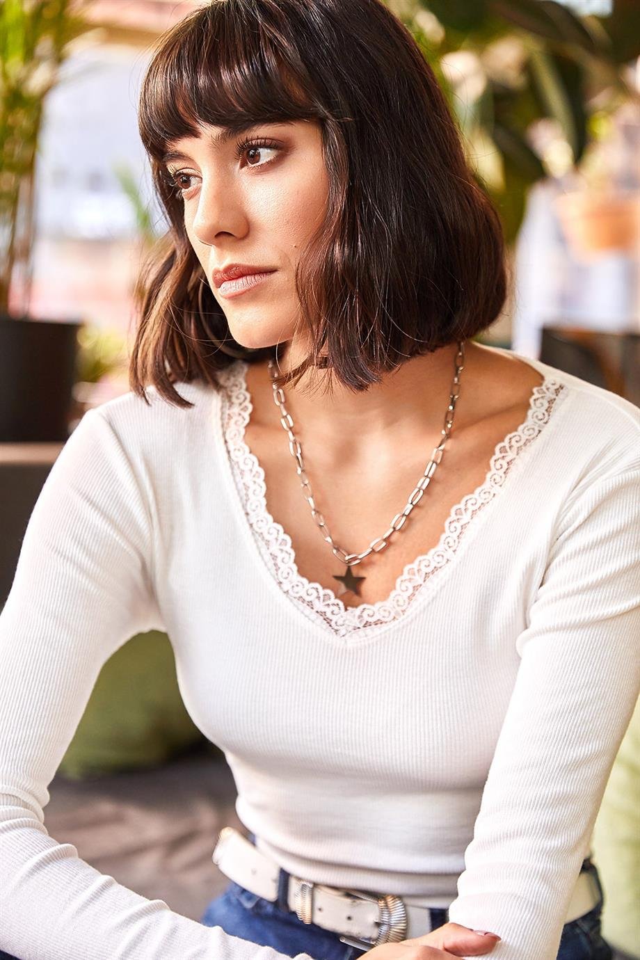 Yaka Dantelli V Yaka Kaşkorse Örme Bluz Ekru