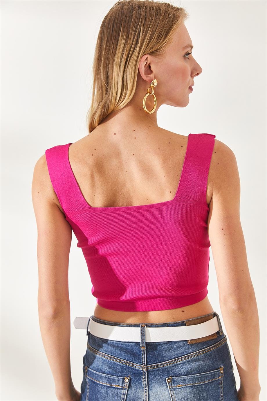 Yaka Detaylı Bel Dekolteli Crop Triko Bluz Fuşya