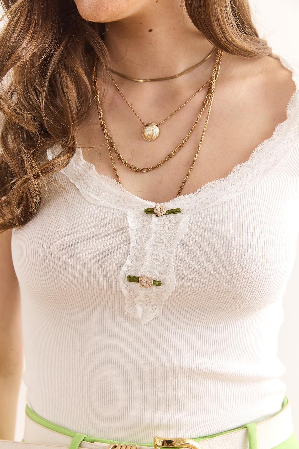 Yaka Detaylı Crop Kaşkorse Bluz Beyaz