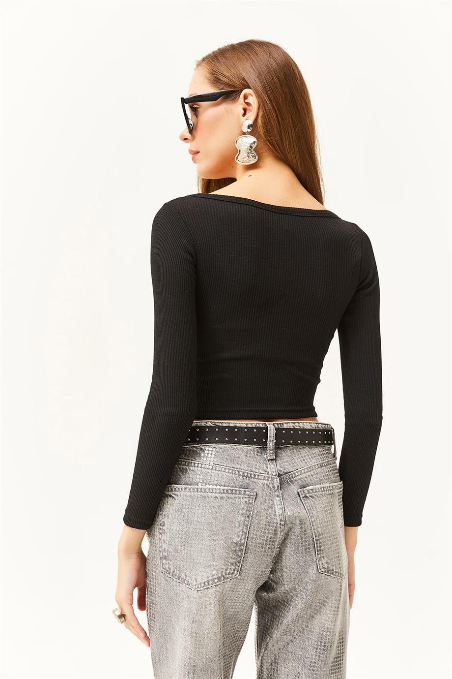 Yaka Detaylı Fitilli Crop Bluz Siyah