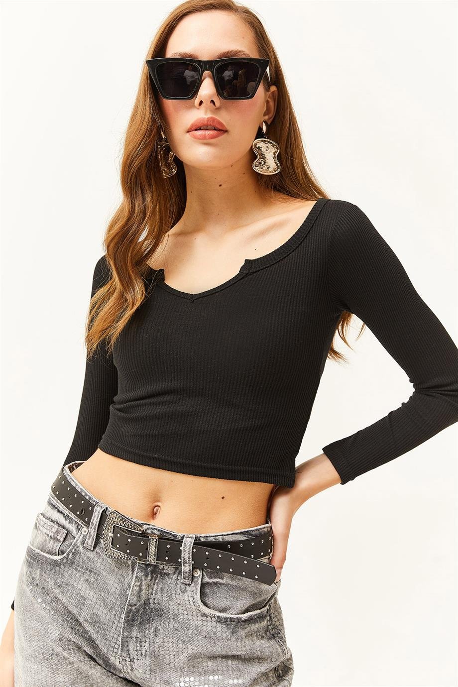 Yaka Detaylı Fitilli Crop Bluz Siyah