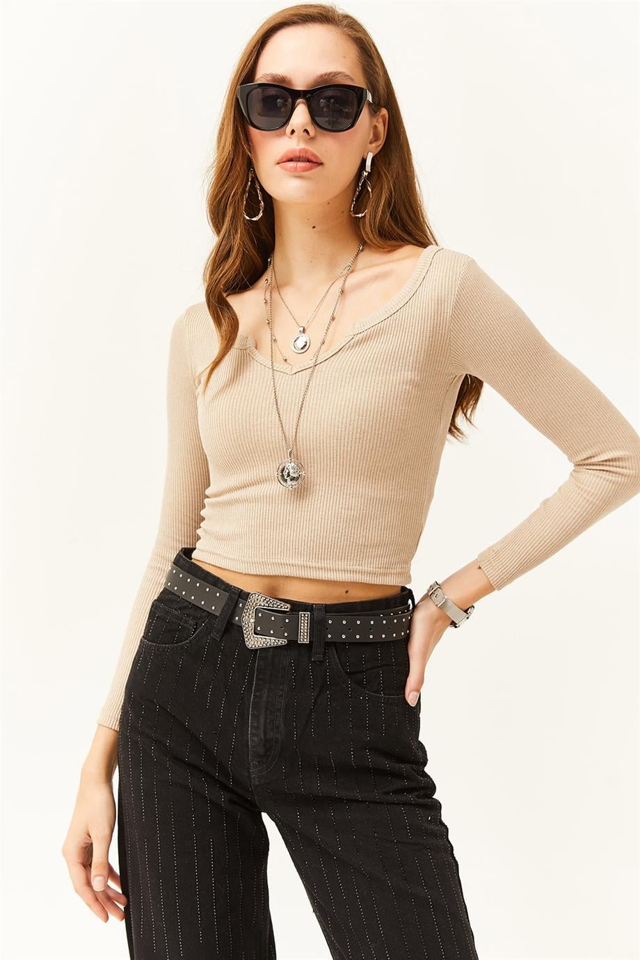 Yaka Detaylı Fitilli Crop Bluz Taş
