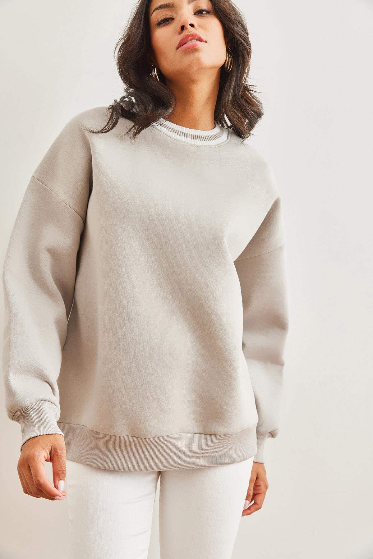 Yaka Detaylı Şardonlu Kalın Sweatshirt Gri