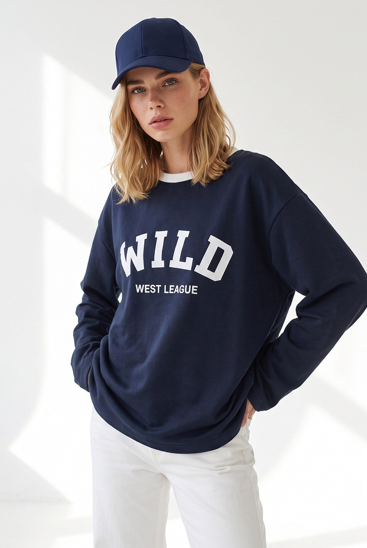 Yaka Detaylı Wild Dökümlü Bluz Lacivert