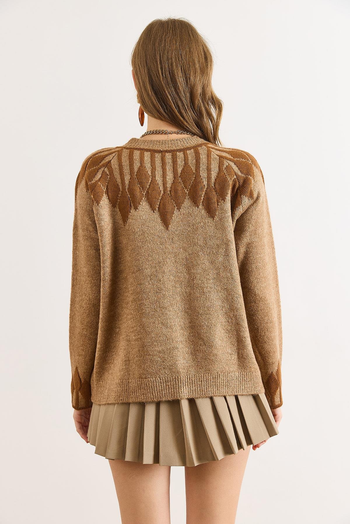 Yaka Manşet Detaylı Triko Kazak Camel