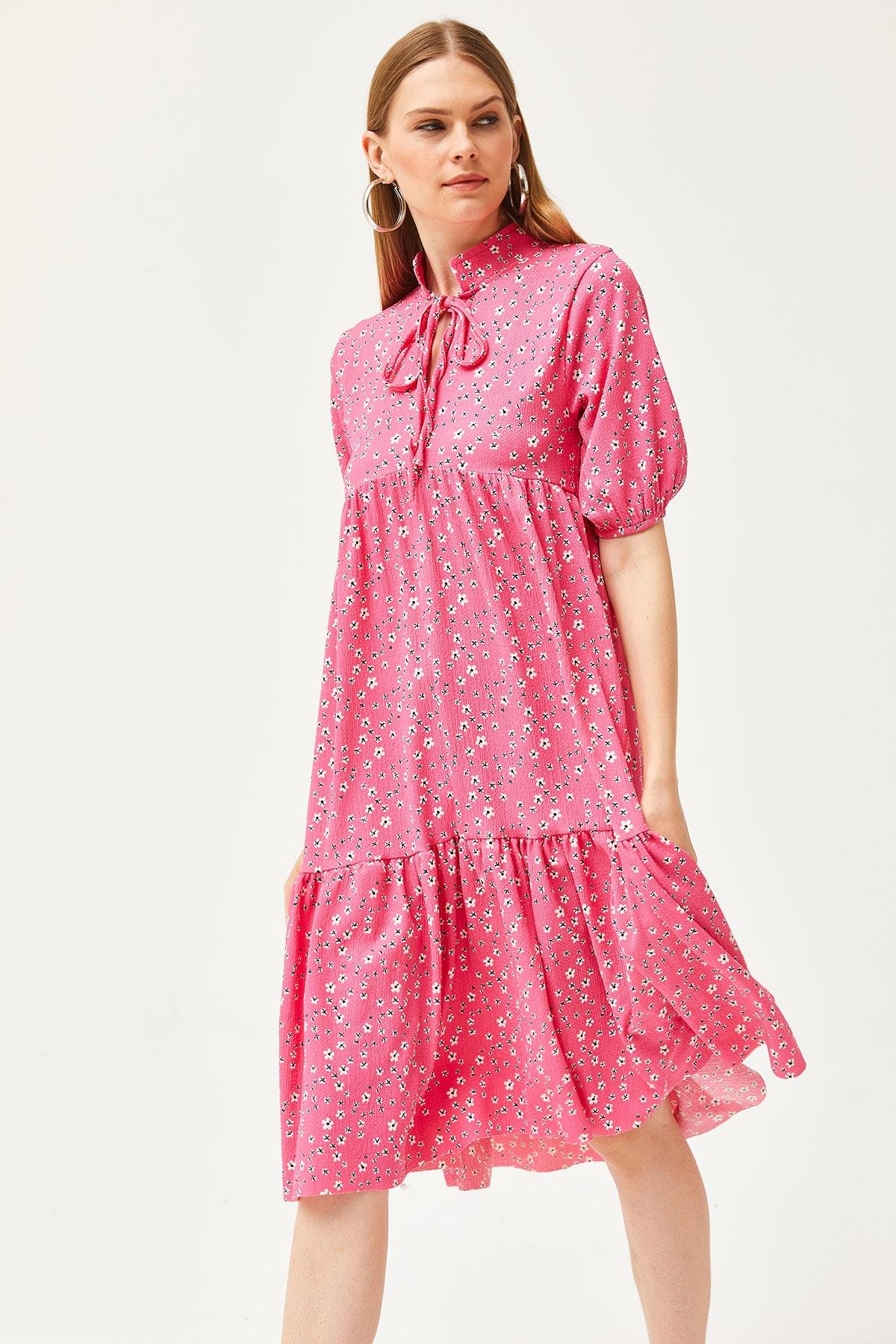 Yakası Bağcıklı Parçalı Elbise Pembe
