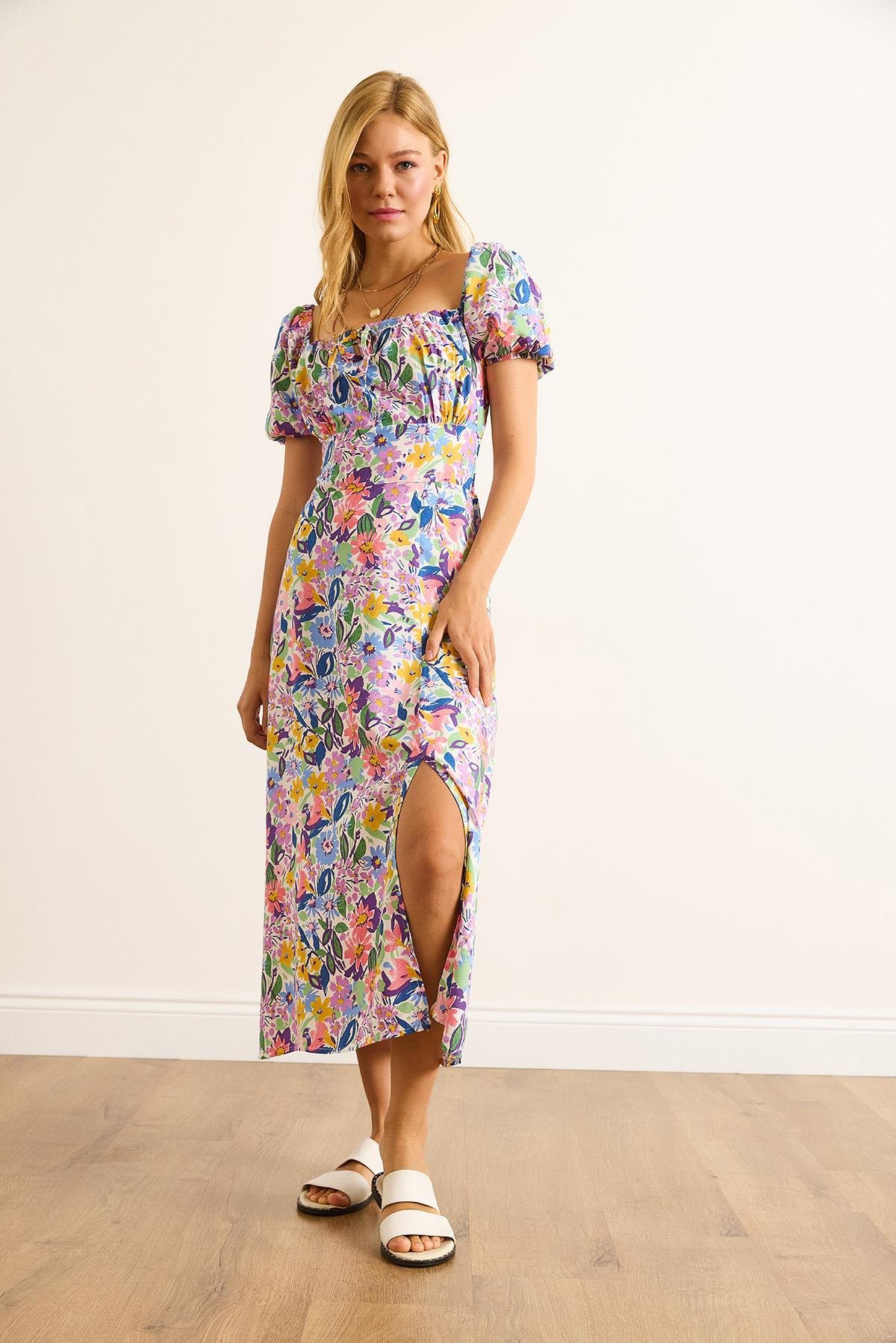 Yakası Bağcıklı Yırtmaçlı Dokuma Viskon Elbise Mavi