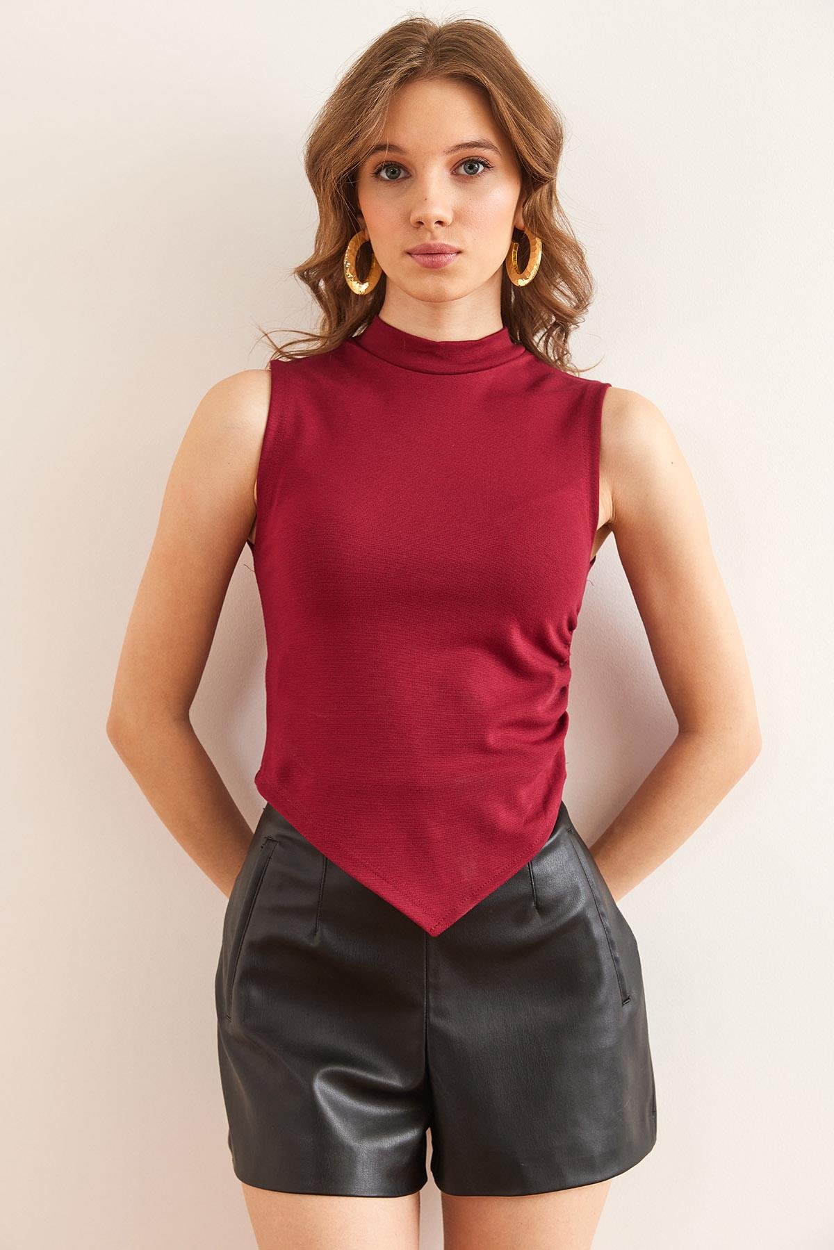 Yanı Drape Detaylı Asimetrik Bluz Bordo