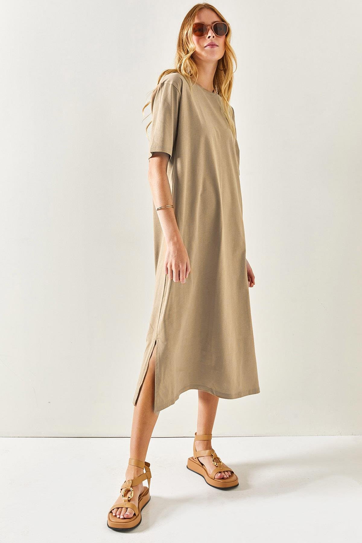 Yanı Yırtmaçlı Oversize Pamuk Elbise Camel
