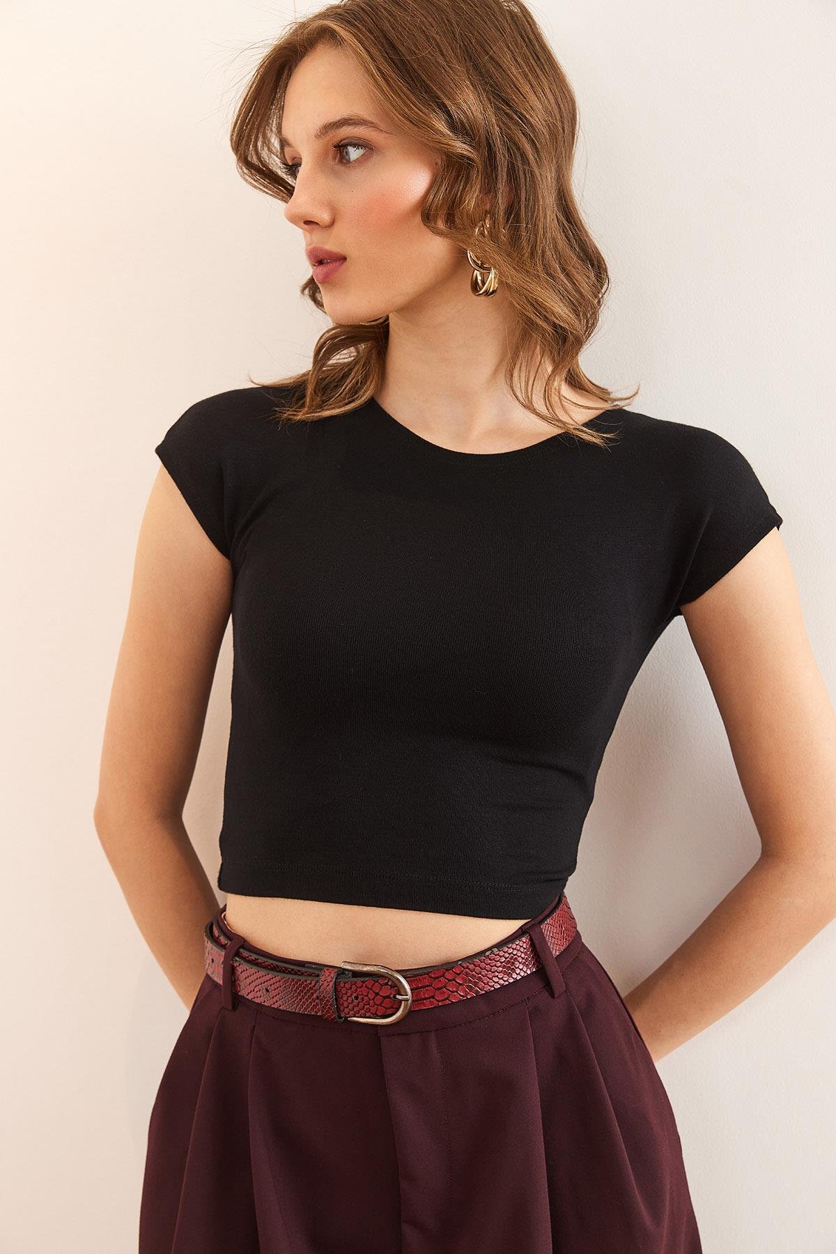 Yarasa Crop Viskon Bluz Siyah