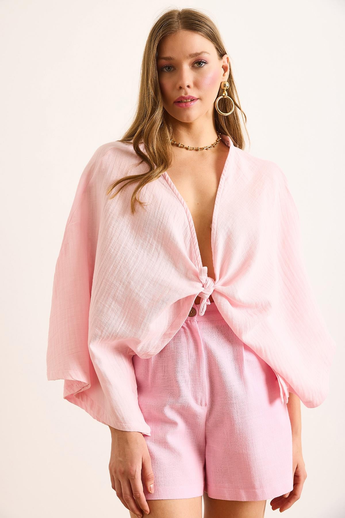 Yarasa Model Crop Müslin Kimono Pembe