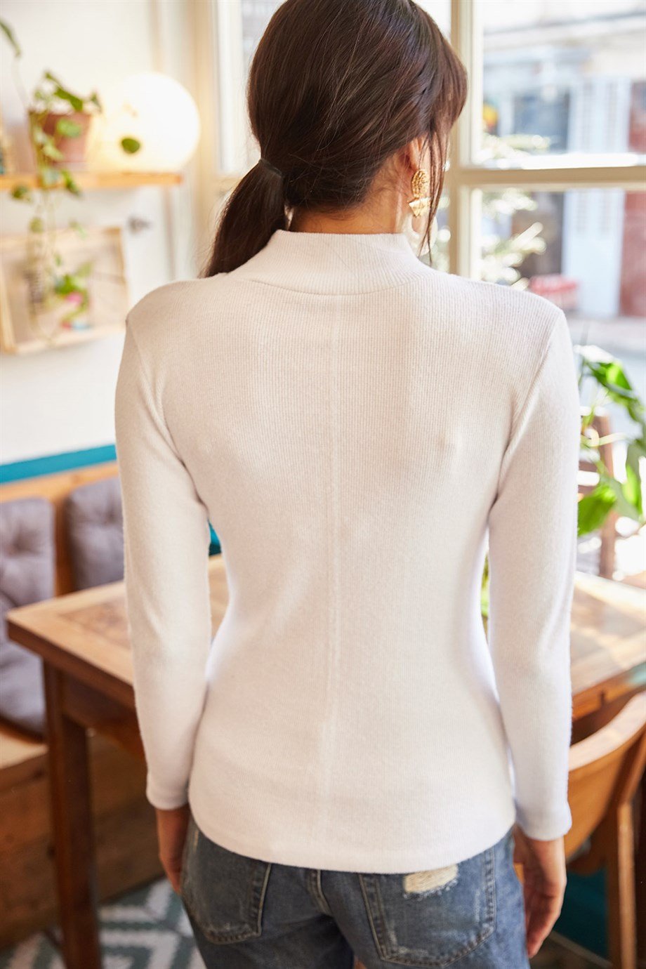 Yarım Balıkçı Şardonlu Kaşkorse Body Beyaz