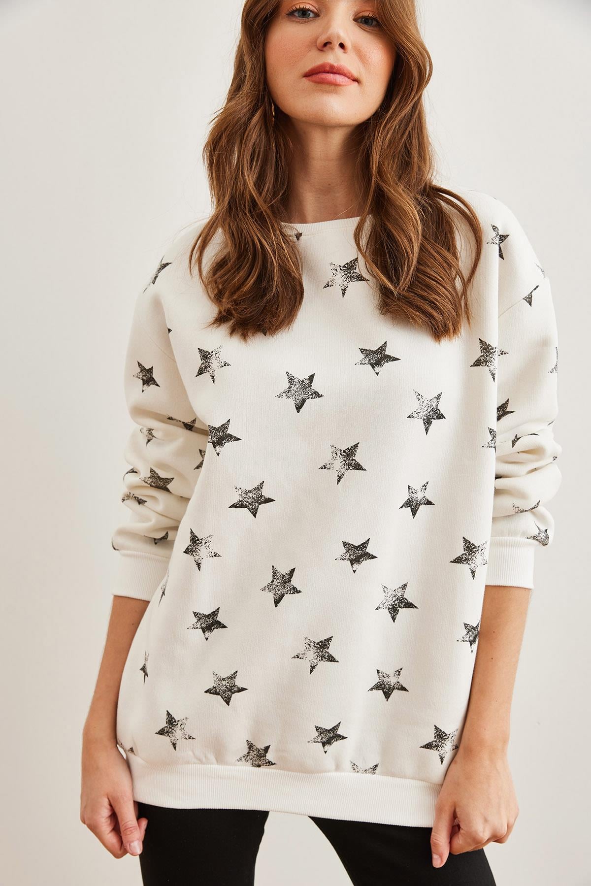 Yıldız Baskılı Oversize Şardonlu Sweatshirt Ekru Siyah