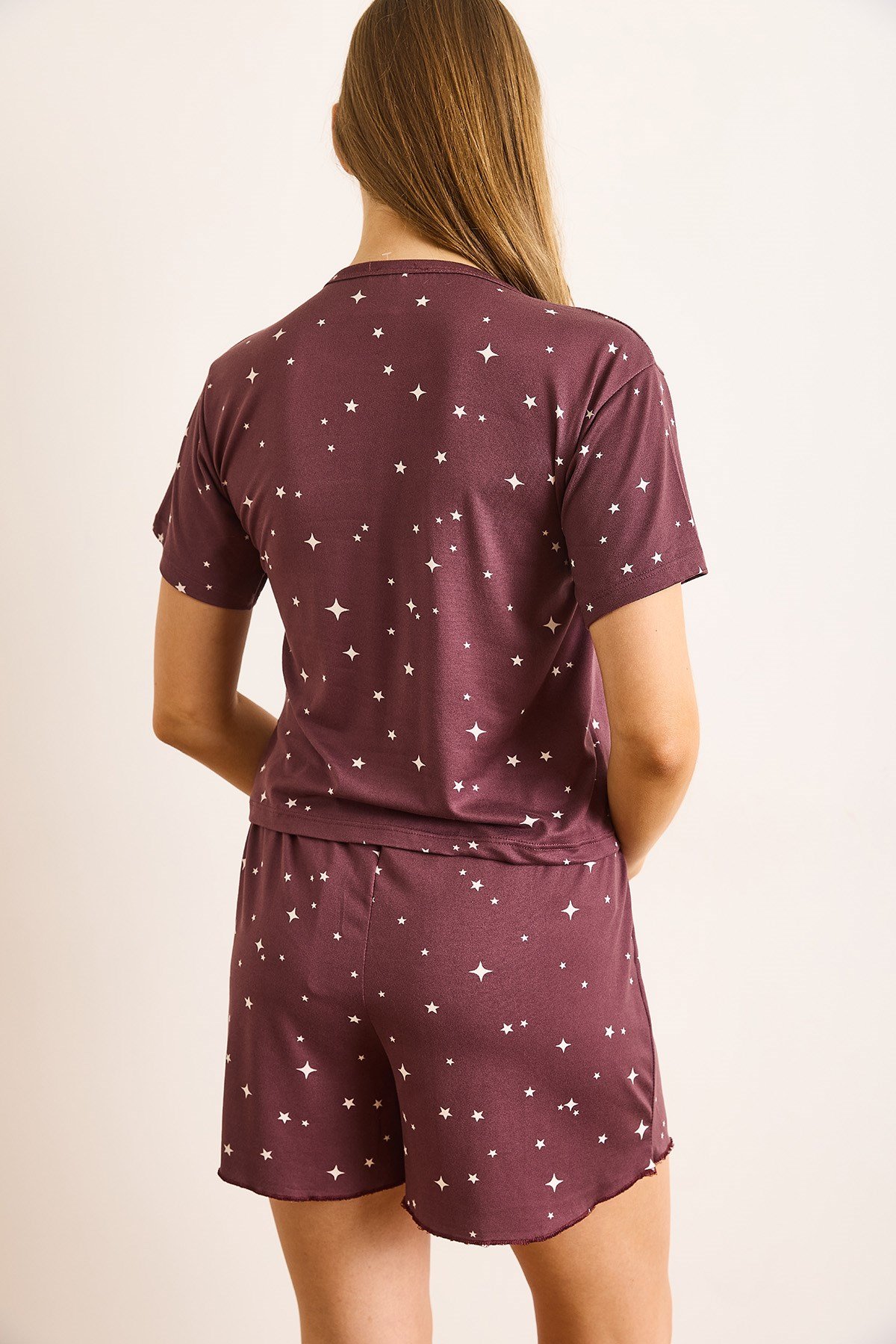 Yıldız Baskılı Süet Dokulu Şortlu Pijama Takımı Bordo