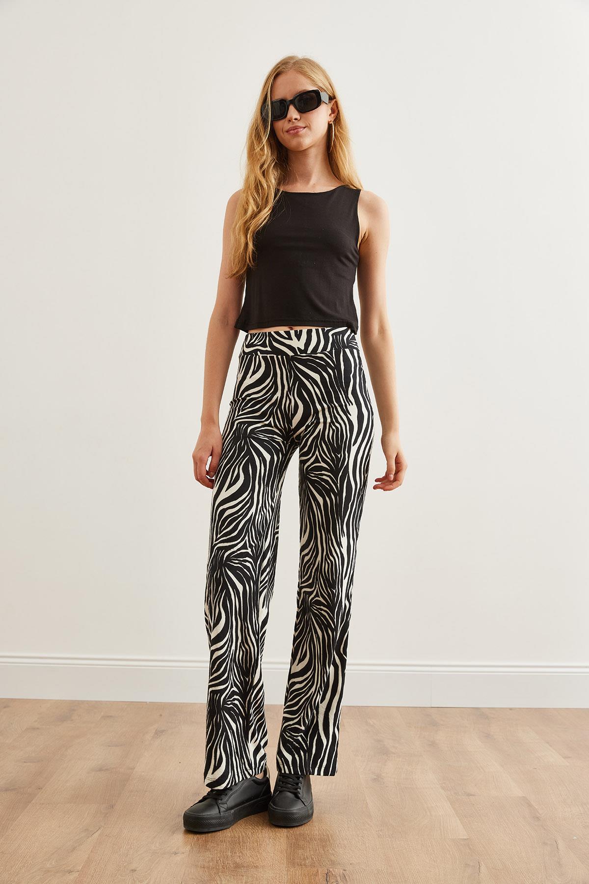 Yüksek Bel Süet Dokulu Bol Paça Pantolon Zebra Siyah