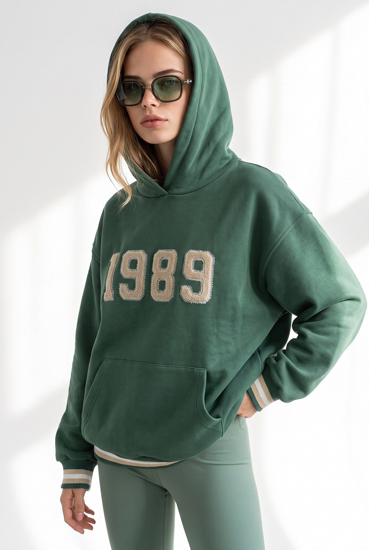 Yumuşak Dokulu Şardonlu Nakış Şerit Detaylı Sweatshirt Yeşil