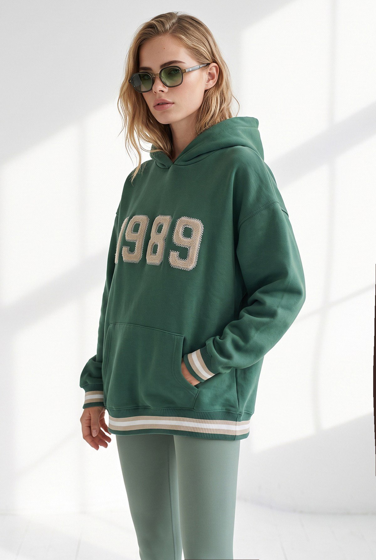 Yumuşak Dokulu Şardonlu Nakış Şerit Detaylı Sweatshirt Yeşil