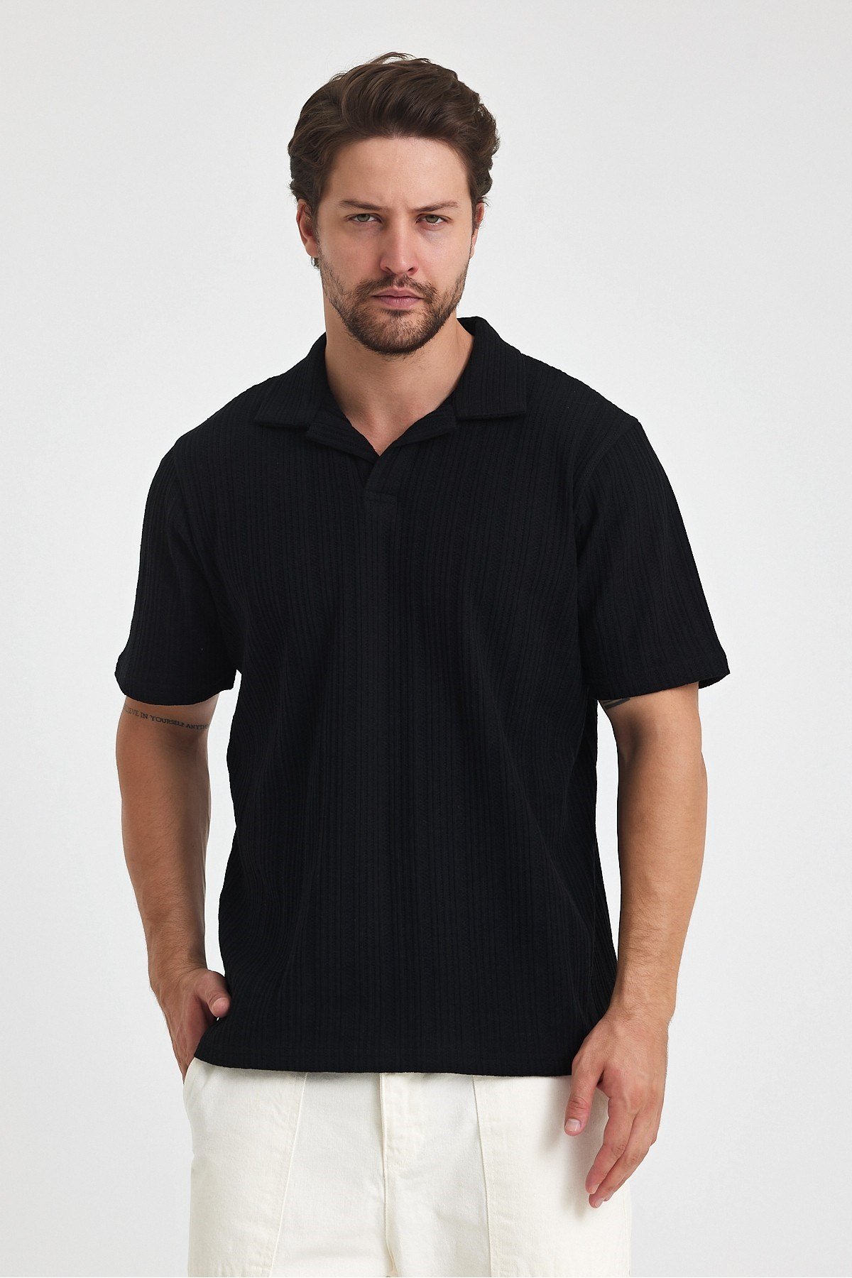 Tarz CoolT-shirtTST1440R02-3Erkek Jakarlı Baklava Desenli %100 Pamuk Polo yaka T-Shirt