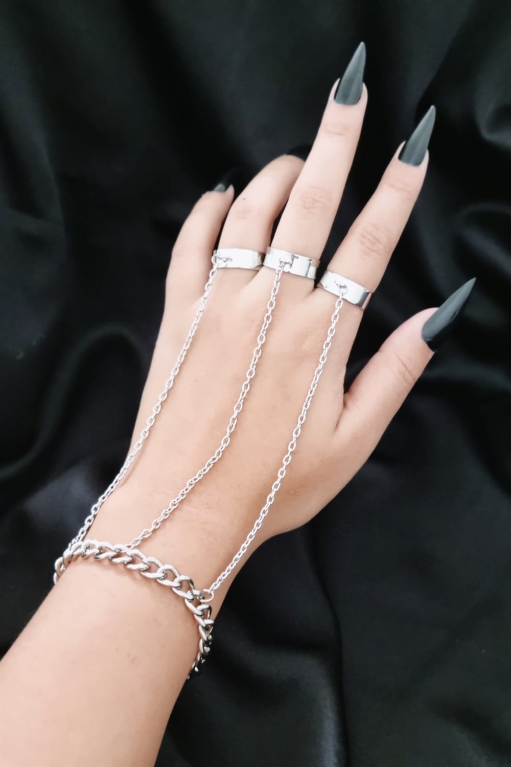 3 Rings Gothic Şahmeran