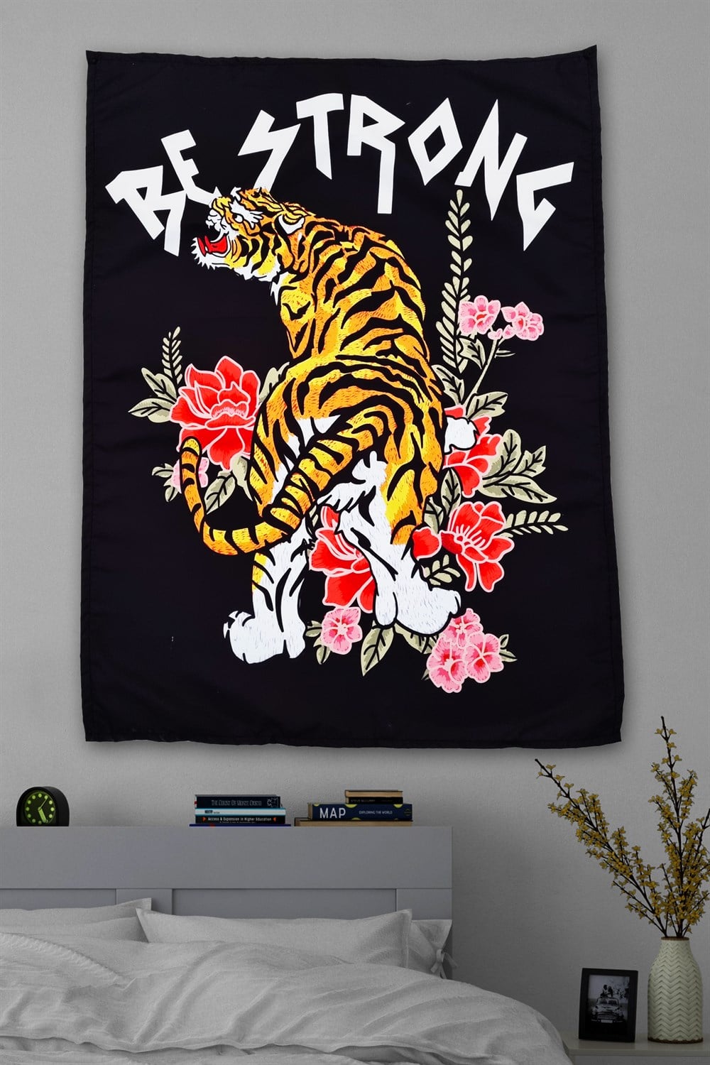Be Strong Duvar Halısı 75x100