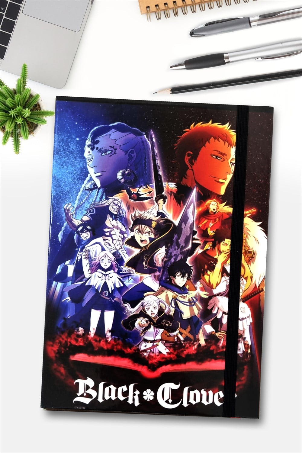 Black Clover Tasarım Lastikli Defter