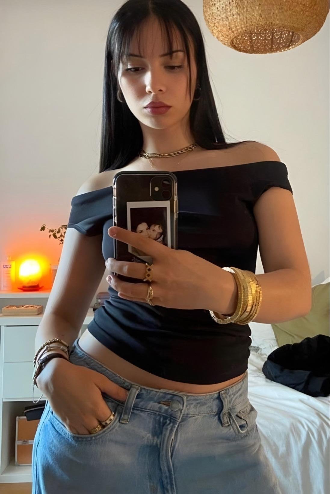 Black Kayık Yaka Bluz