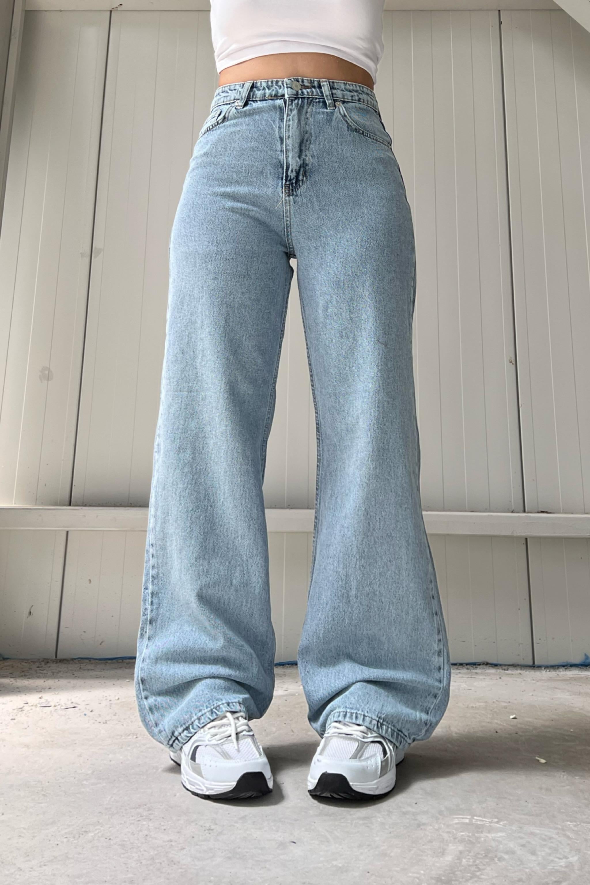 Buz Mavi Bol Paça Jeans