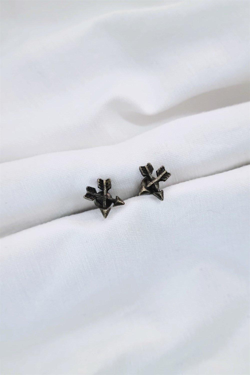 Çift Ok Küpe Renkleri