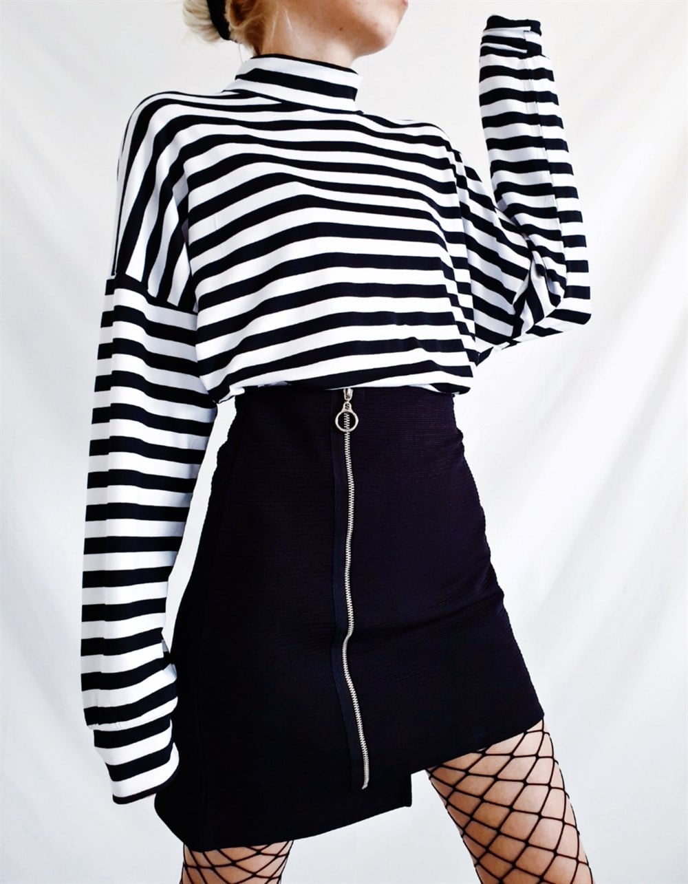 Çizgili Boğazlı Oversize Sweatshirt