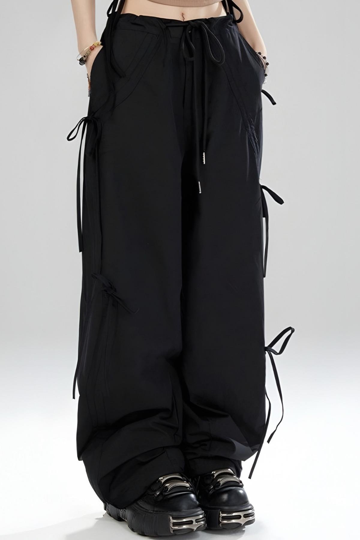 Fiyonk Detay Geniş Paça Eşofman