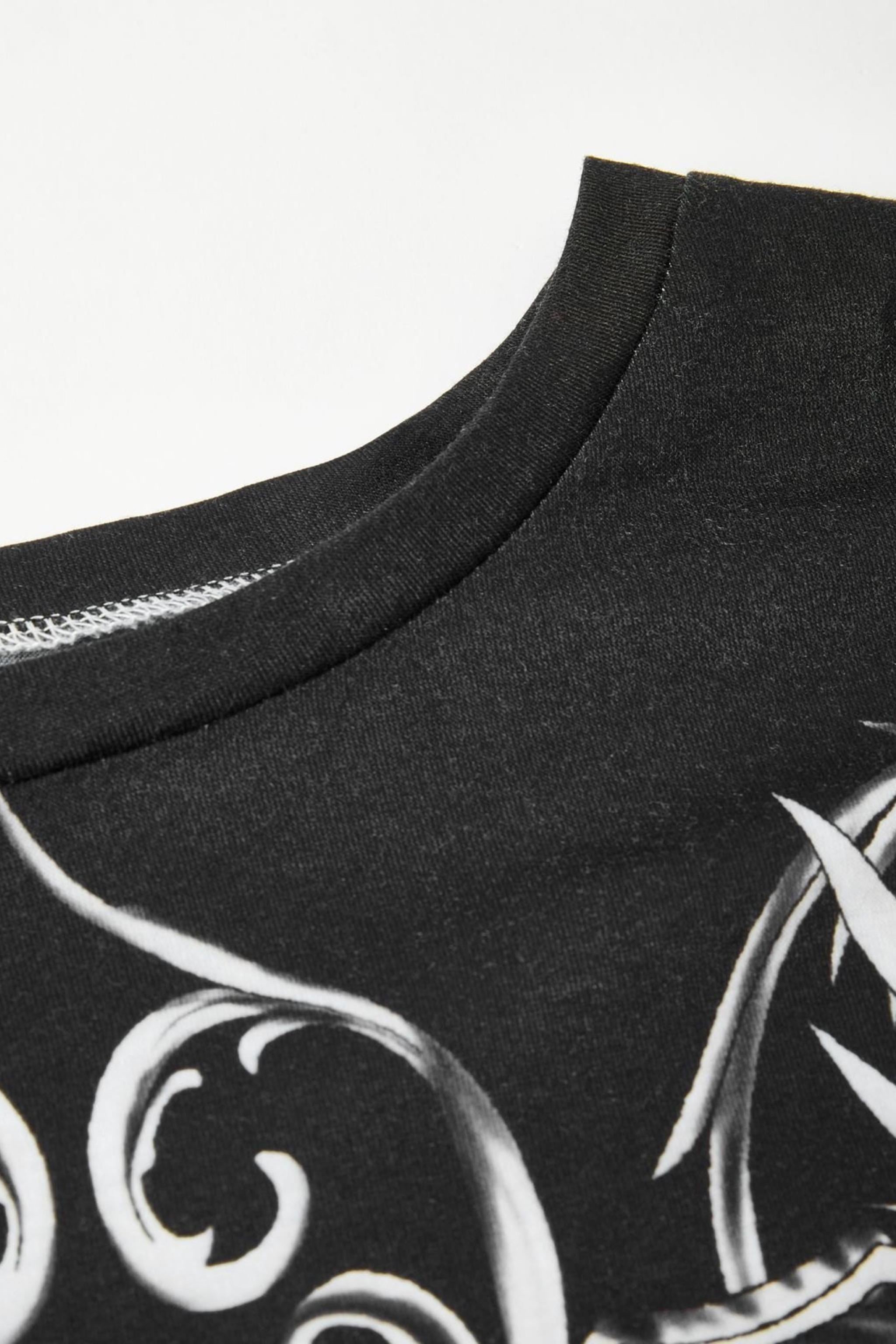 Graffiti Kol Eklemeli Sweatshirt