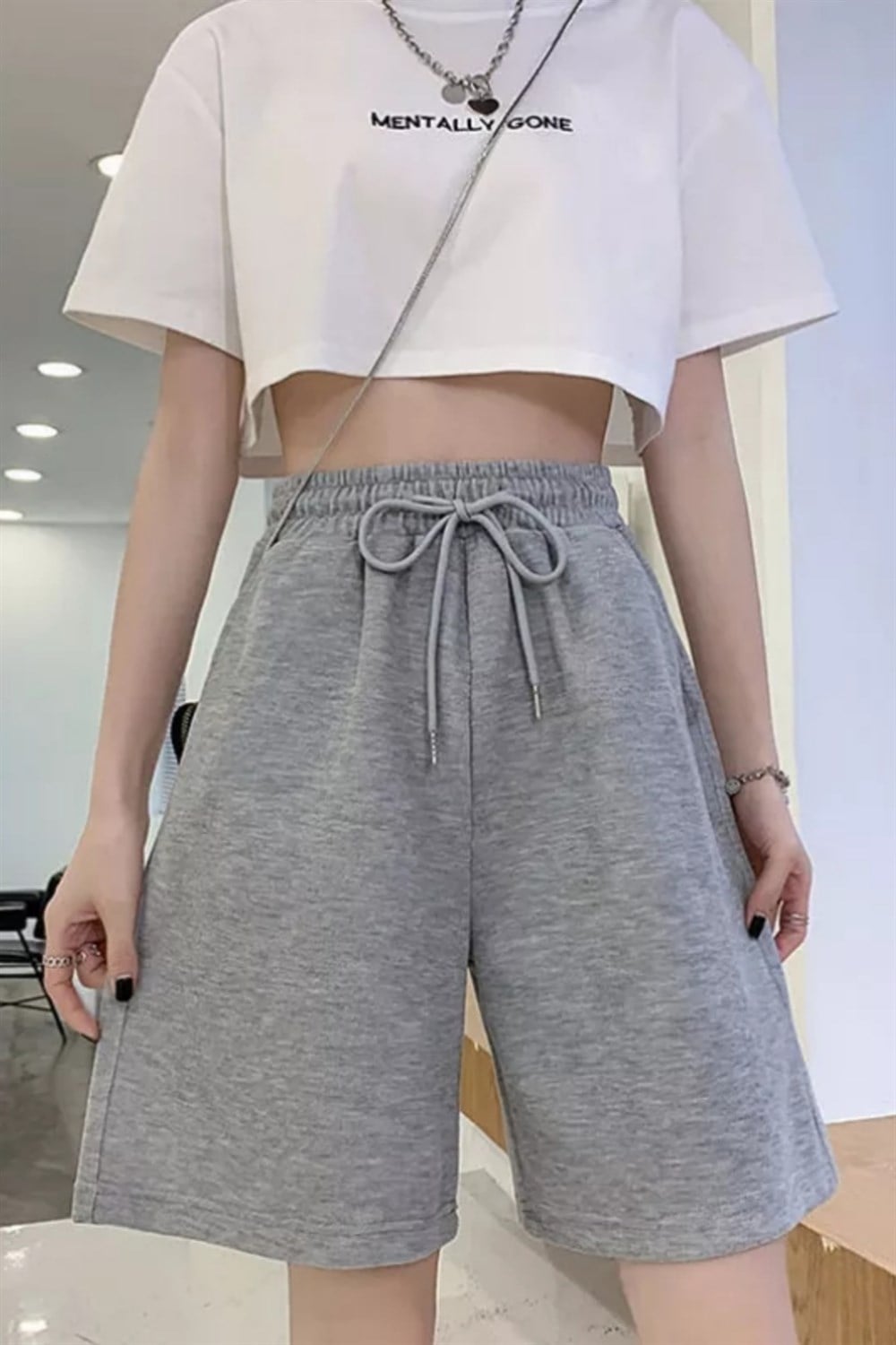 Gri Bermuda Basic Şort 