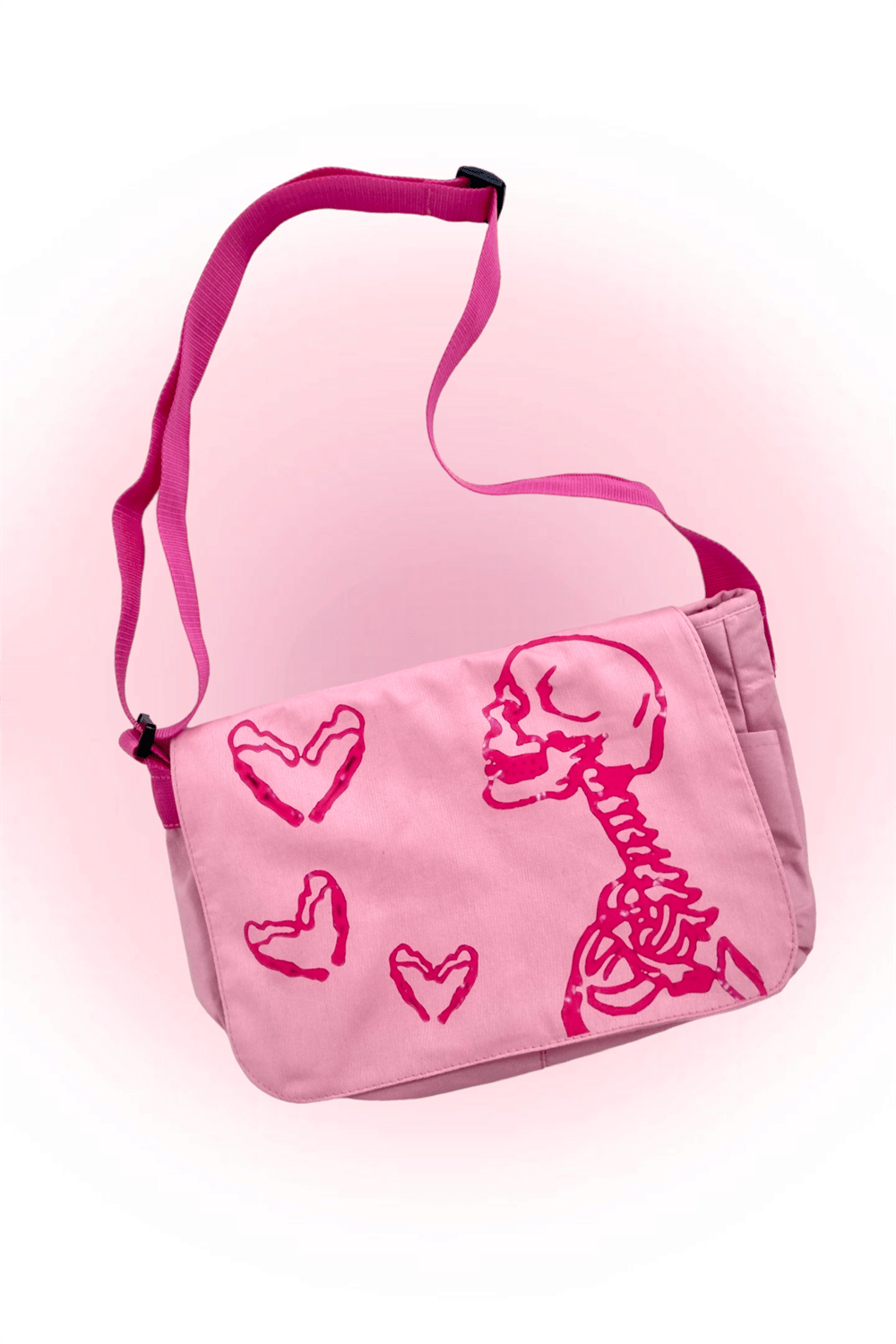 Heart Skeleton Postacı Çantası