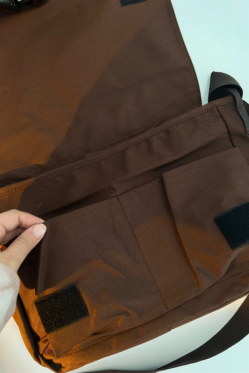 Kahverengi Postacı Çanta