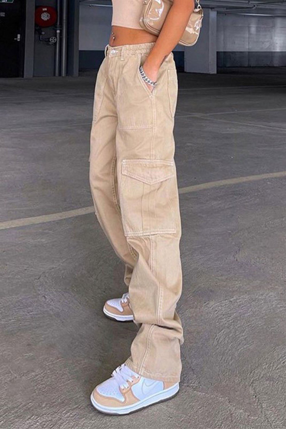 Krem Cep Detay Kargo Pantolon