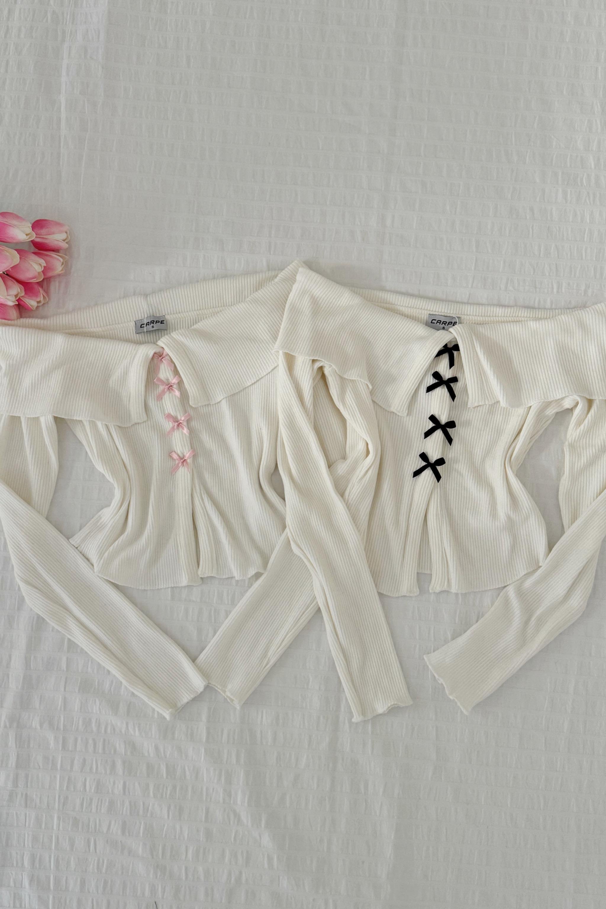 Low Collar Ribbon Detail Bluz